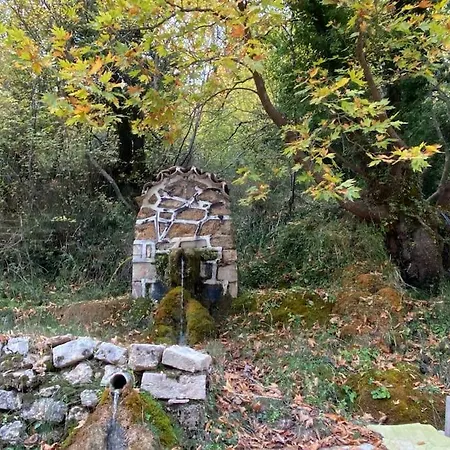Vila Σπίτι Στο Βουνό Tsivlos Exteriér fotografie