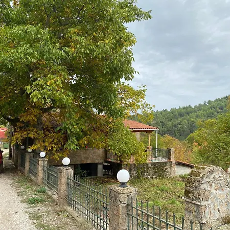 Vila Σπίτι Στο Βουνό Tsivlos Exteriér fotografie
