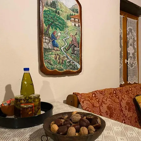 Vila Σπίτι Στο Βουνό Tsivlos Exteriér fotografie